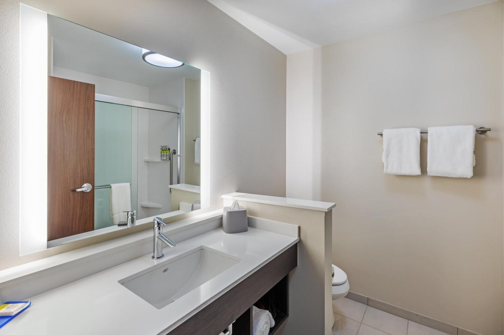 Holiday Inn Express & Suites Purcell By Ihg מראה חיצוני תמונה