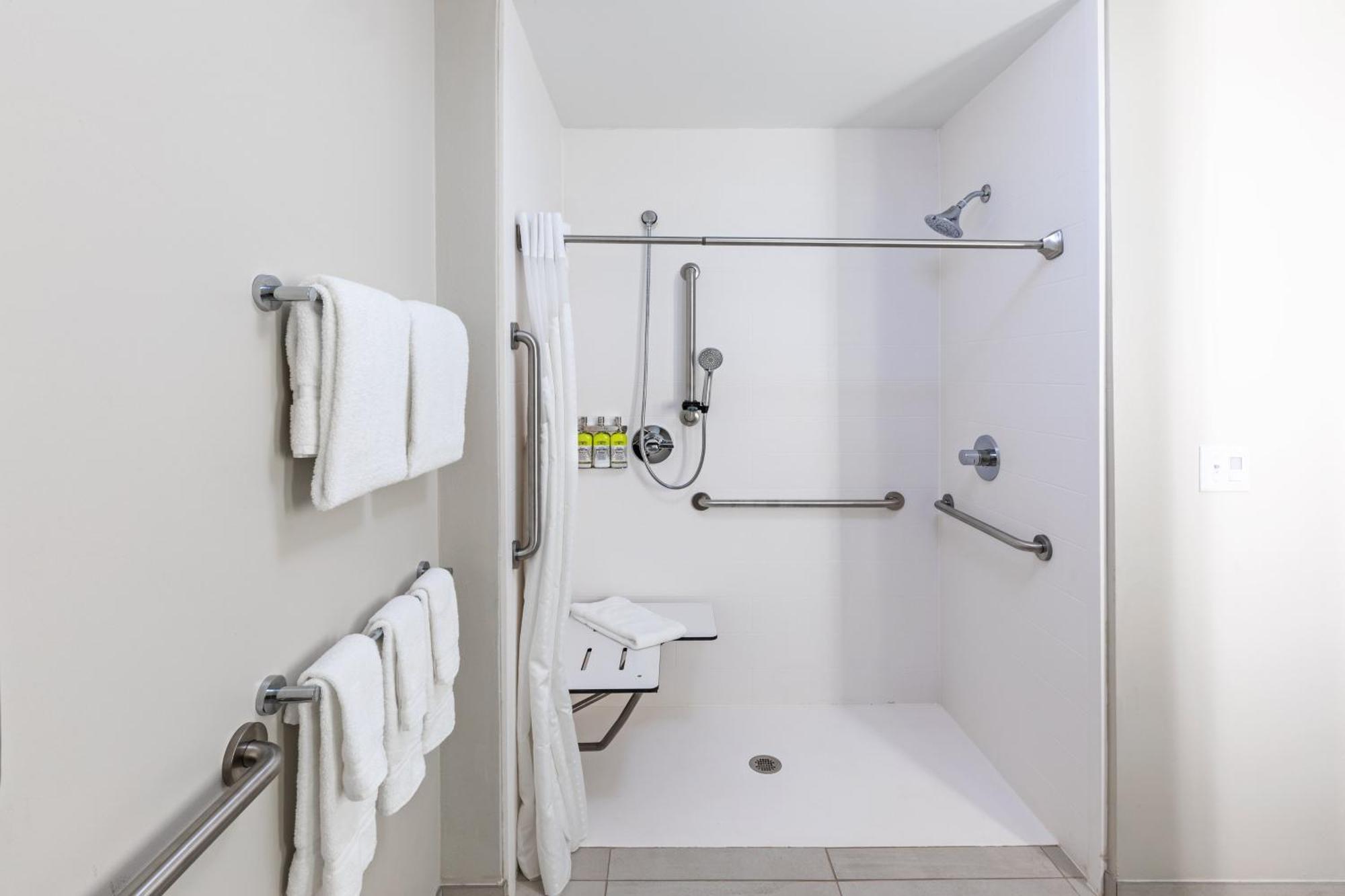 Holiday Inn Express & Suites Purcell By Ihg מראה חיצוני תמונה